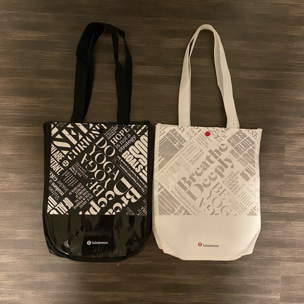 Lululemon Shopping Bags (2)